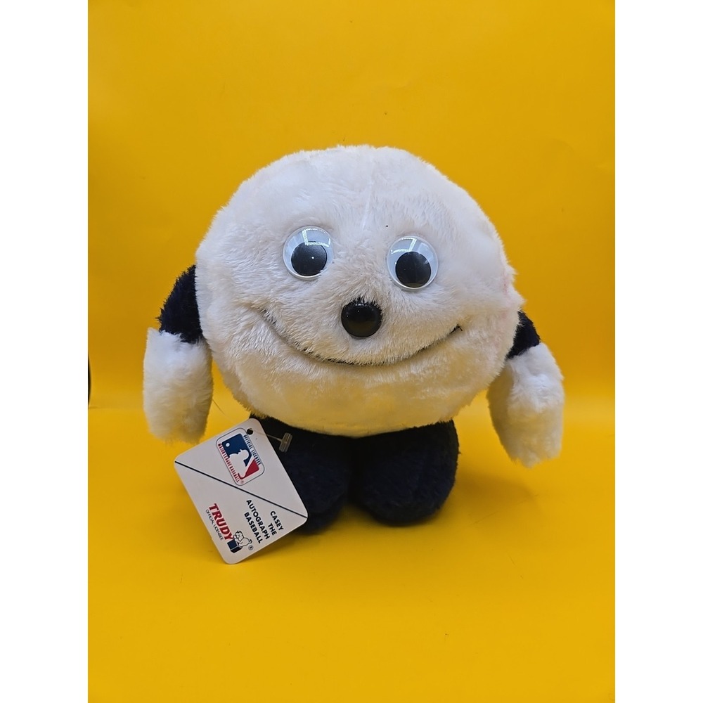 Vintage 1982 Plush Trudy Casey The Autograph Baseball 5" MLB *NEW*